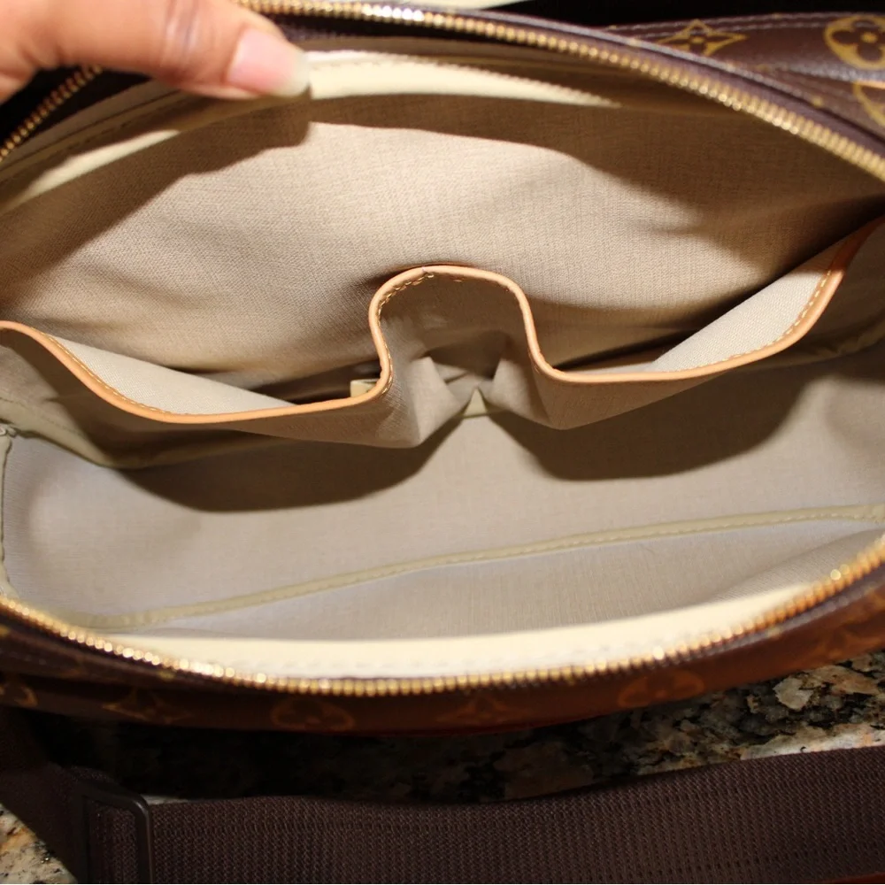 🏅NEVER USED🏅Louis Vuitton Monogram Reporter GM Shoulder Bag - Picture 9 of 12